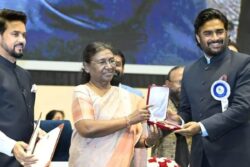 R Madhavan's Sharp And Formal Look Steals The Show At 69th National Film Awards