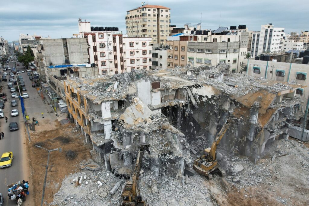 Israel-Palestine War Impacts Flights to Tel Aviv: List of Airlines Suspending Operations in Conflict-Hit Region