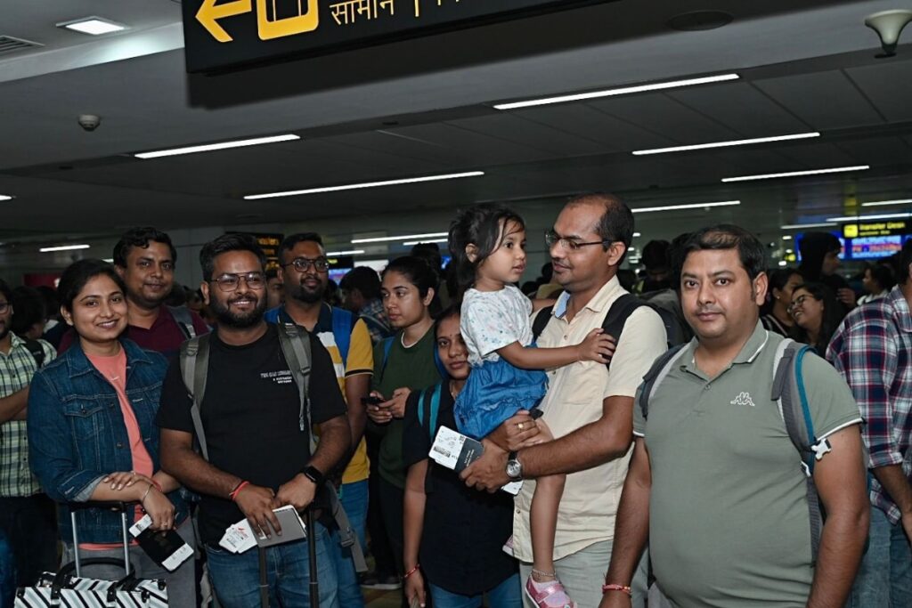 Operation Ajay: Indians Chant 'Bharat Mata Ki Jai' As They Return Home from War-hit Israel | WATCH