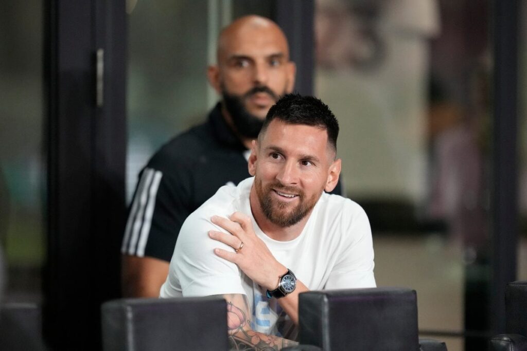 'There Should be Two Sections for Ballon d'Or, One for Messi and...': Pep Guardiola's High Praise for Argentine Maestro