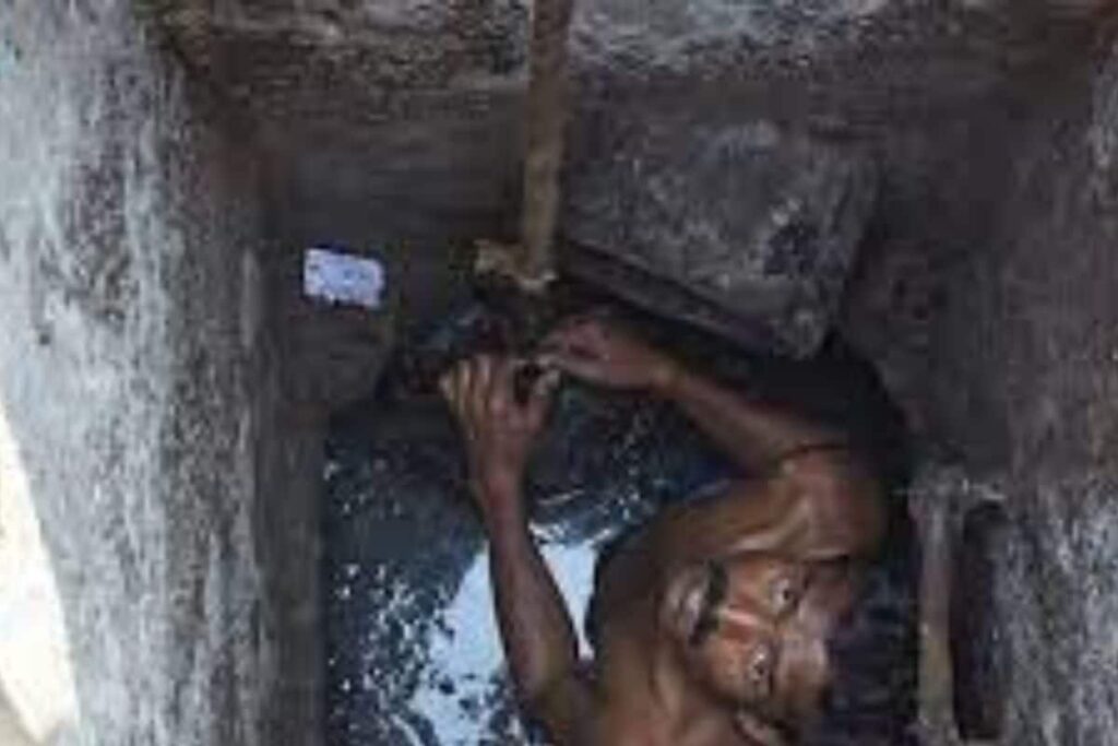 SC Directs Centre, States to Ensure Eradication of Manual Sewer Cleaning in Phases