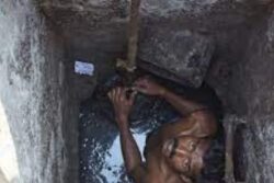 SC Directs Centre, States to Ensure Eradication of Manual Sewer Cleaning in Phases