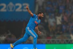 WATCH: Mohammed Shami Rattles Ben Stokes and Jonny Bairstow's Stumps in Thrilling IND vs ENG Clash