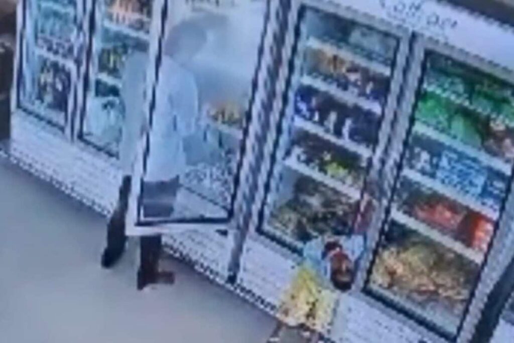 CCTV Footage Captures Tragic Death Of 4-Year-Old Girl At Supermarket