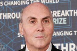 Nobel-winning mRNA Pioneer Weissman Now Wants to Defeat Covid Forever