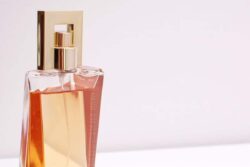 A Fragrant Journey: Mastering the Art of Layering Fragrances