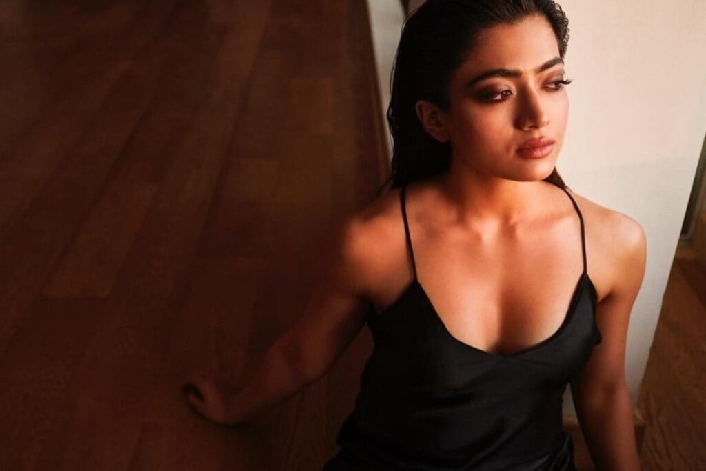 Sexy! Rashmika Mandanna Flaunts Cleavage in Short Black Dress, Hot Photo Goes Viral