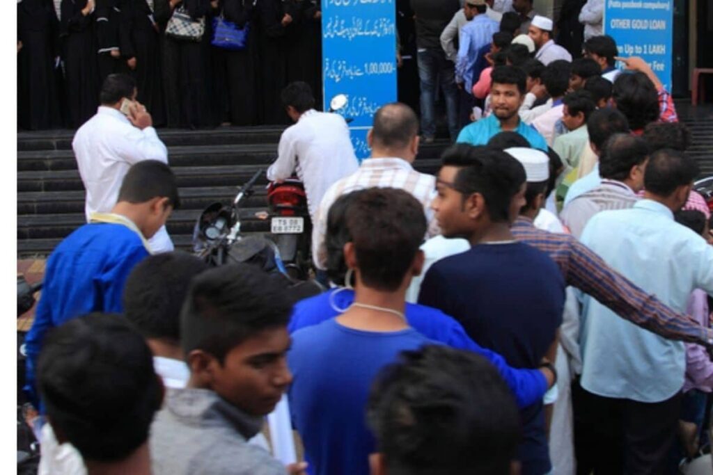 SBI Recruitment 2023: Application Deadline for 439 SCO Posts Extended to October 21