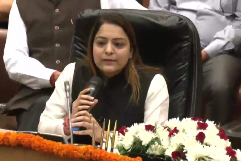 Panel Has Decided to De-seal Over 300 Shops Sealed in 2018 in Lajpat Nagar: Delhi Mayor