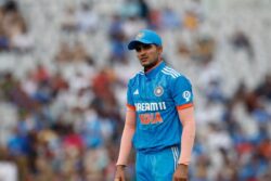 India vs Australia Probable XIs: Rohit Sharma Faces Shubman Gill Illness Dilemma, IND vs Head-to-Head