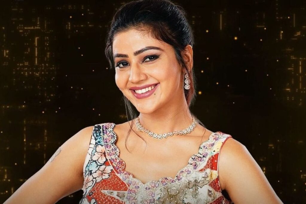 Bigg Boss 17: Soniya Bansal Calls Mannara Chopra 'Fake', Says 'She Is An Over-Actor' | Exclusive