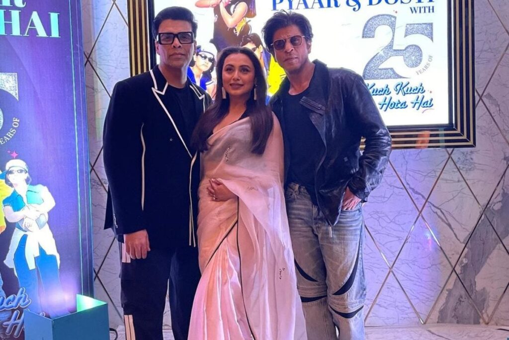 SRK, Rani Mukerji, Karan Johar Surprise Fans at Special Kuch Kuch Hota Hai Screenings; Videos Go Viral