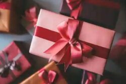 The Ultimate Gifting Guide for this Festive Season