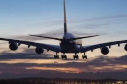 Australian Arrested in Singapore After Bomb Threat, Returned Flight