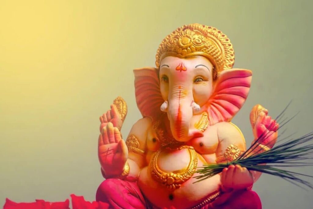 Aaj Ka Panchang, 18 October, 2023: Tithi, Vrat, Rahu Kaal, and Other Details