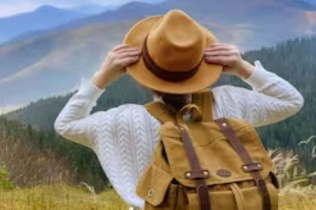 AI: The New Travel Companion – Optimizing and Personalizing Itineraries