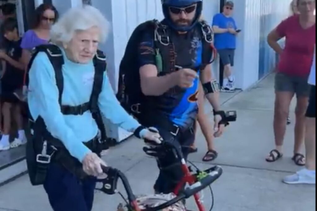 104-year-old US Woman Dies Days After Creating Oldest Skydiver World Record