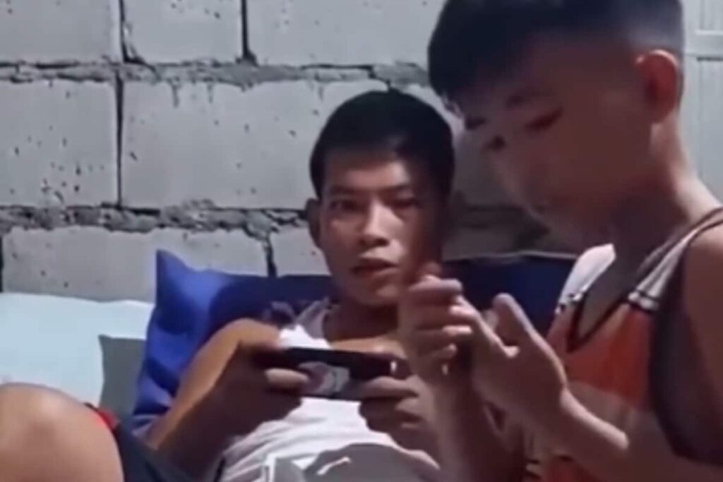 Boy Leaves Father Stunned With Hot Iron Prank, Watch Video