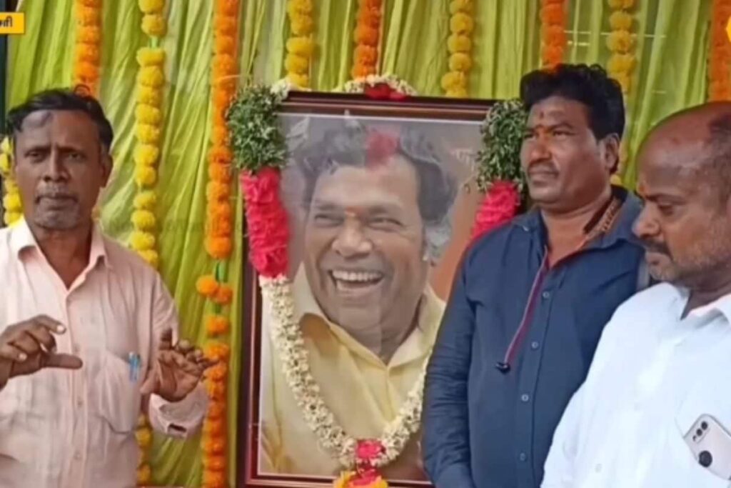 Fans Of Tamil Actor Mayilsamy Celebrate His Birthday In Puducherry