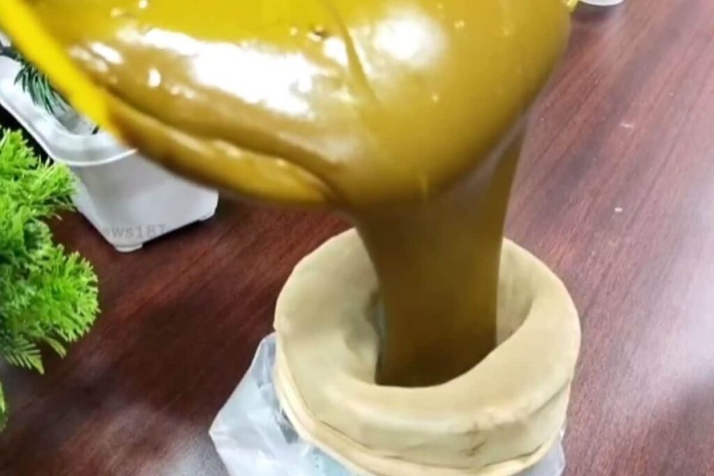 Mehendi Expert From Tamil Nadu's Erode Shares How To Make Henna Cones At Home