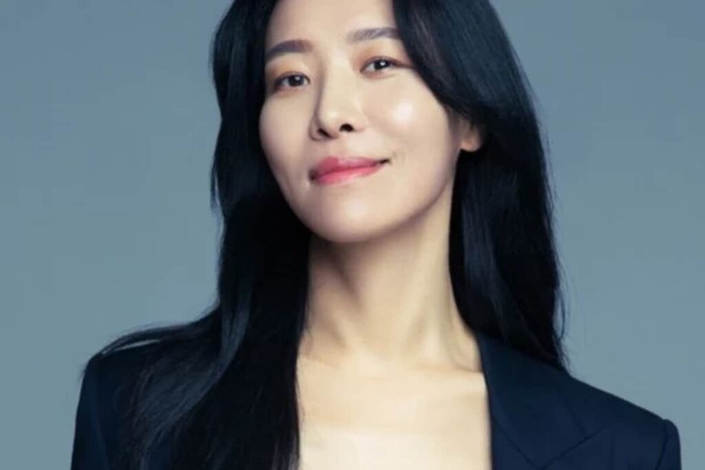 Mr Queen Actress Cha Chung-hwa Getting Married To 'Non-Celebrity' Businessman On This Date