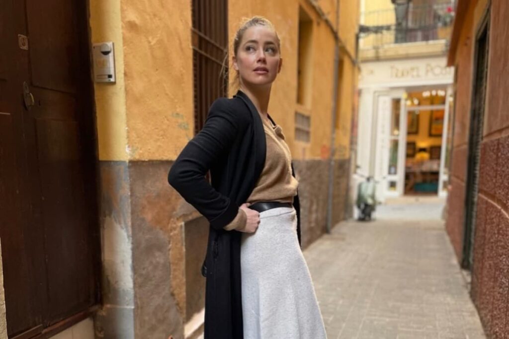 Amber Heard's In The Fire Director Praises Her Strength After Losing Defamation Case