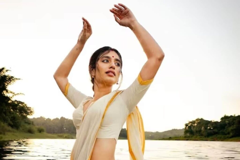 Internet Swoons Over Priya Prakash Varrier's Graceful Traditional Look In Kasavu Saree