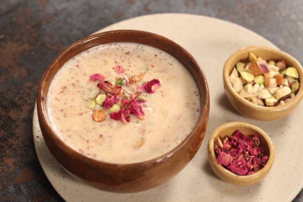 This Navratri, Try This Easy-to-make Nutritious Fruit Raita At Home