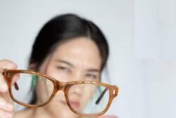 Do You Apply Ghee Or Almond Oil To Your Belly Button? Expert Shares What's Better