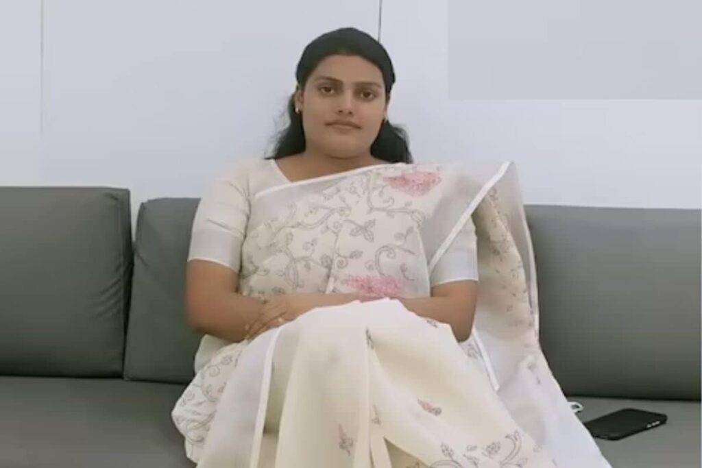 Bihar Farmer's Daughter Cracks BPSC, Gets 806th Rank Without Any Coaching