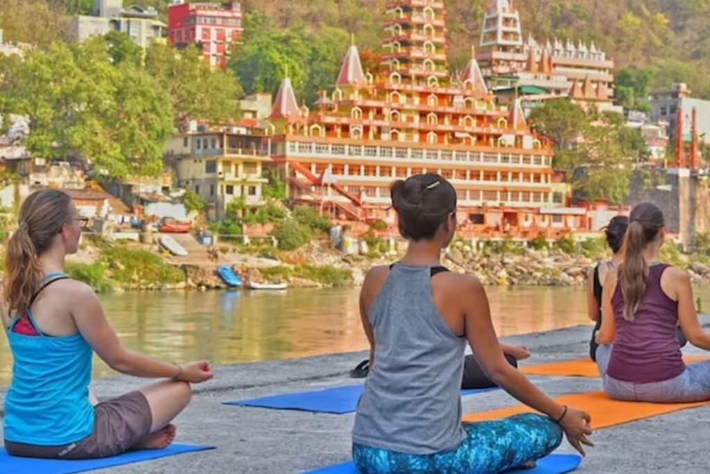 Rishikesh To Kerala, 8 Best Travel Destinations In India For Health Tourism