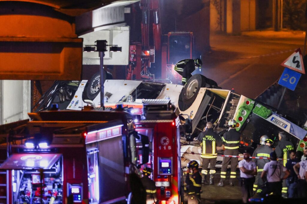 Italy: Venice Bus Crash Kills 21, Mayor Calls It an 'Apocalyptic Scene'
