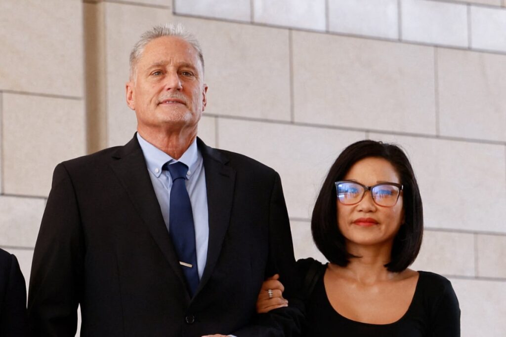 'Reached Into My Briefcase for Gum, Felt My Gun': Hong Kong Drops Charge Against US Senator