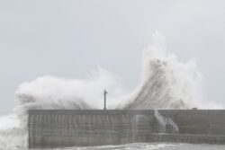 Typhoon Koinu Hits Southern Taiwan, Spares Capital Taipei