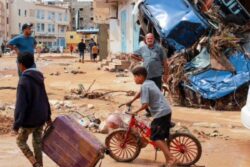 Climate Disasters Led to Displacements of 43 Million Children from 2016-2021: UNICEF