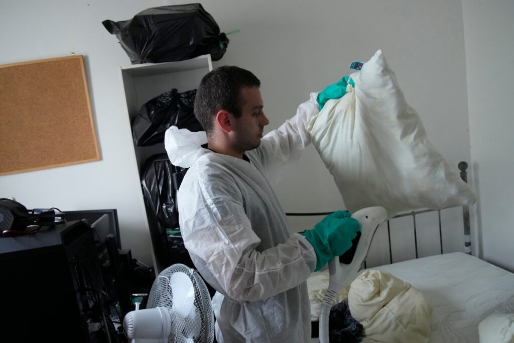 Bedbug Crisis Worries France Ahead of Paris Olympics