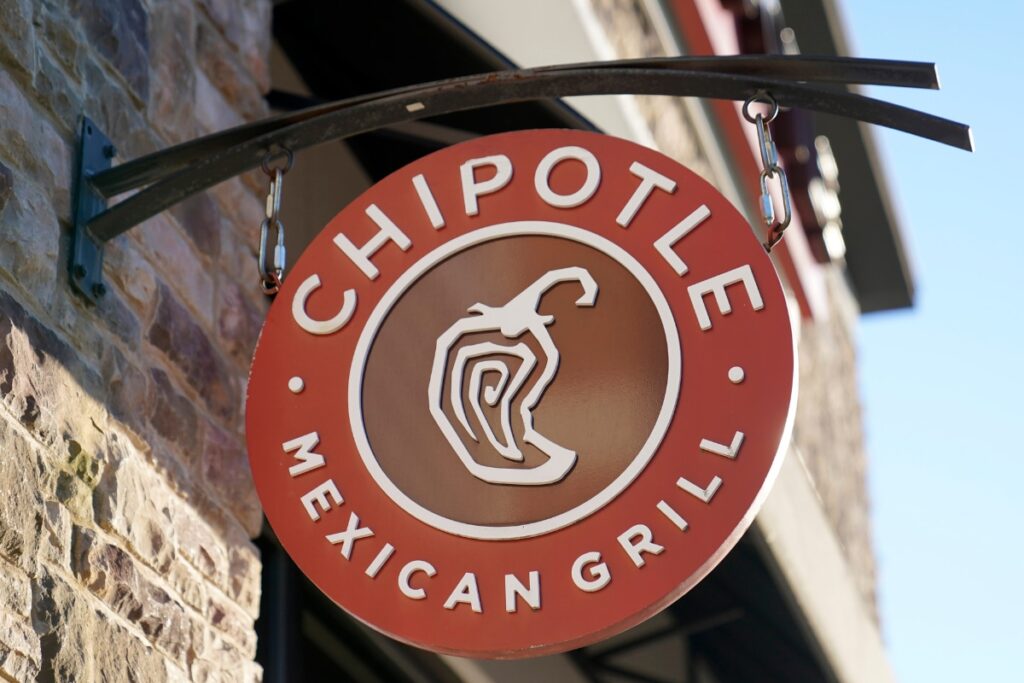 US Govt Agency Sues Restaurant Chain Chipotle for Hijab Removal of Employee