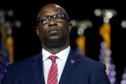 US Lawmaker Triggers Fire Alarm in US Capitol Office Amid Vote on Key Funding Bill