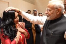 Mexican Senate President Ties 'Rakhi' on PM Modi's Hand, Receives Blessings from Him | WATCH