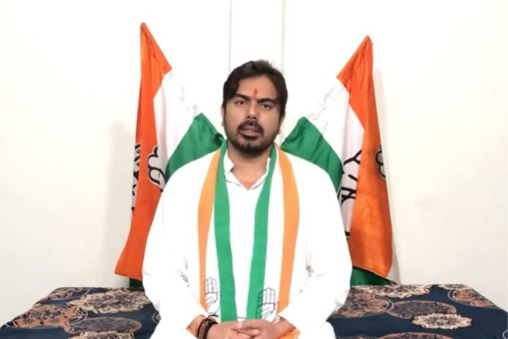 MP Polls: Ramayan's 'Hanuman' Vikram Mastal is Cong Candidate Against CM Chouhan from Budhni