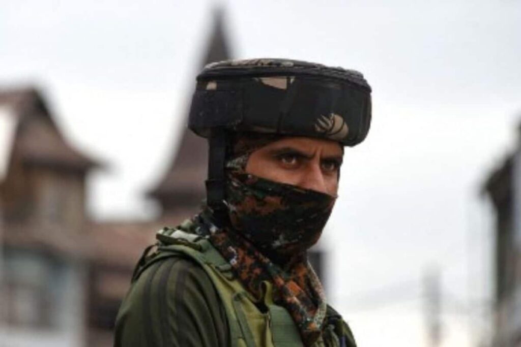 CRPF to Get 659 Officials, Personnel for Its Intelligence Grid for J&K, Naxal-Affected Areas, Govt Clears Plan