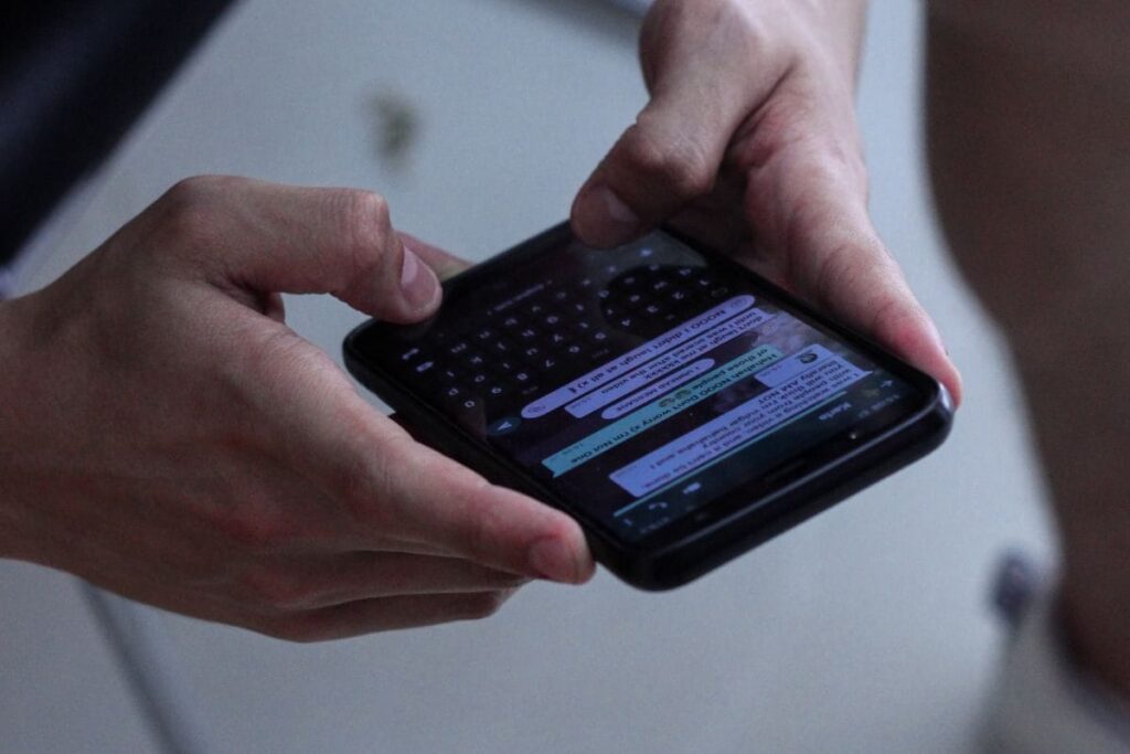 Here’s What Signal Chief Has To Say About WhatsApp’s New AI Features