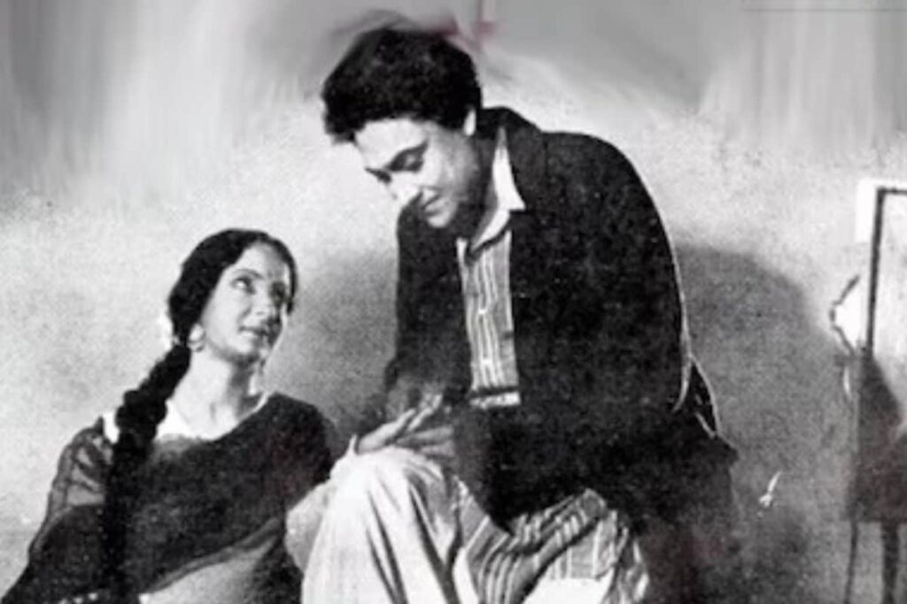 This 1943 Film Was Bollywood’s First Ever Blockbuster; Hint: It Starred Ashok Kumarc