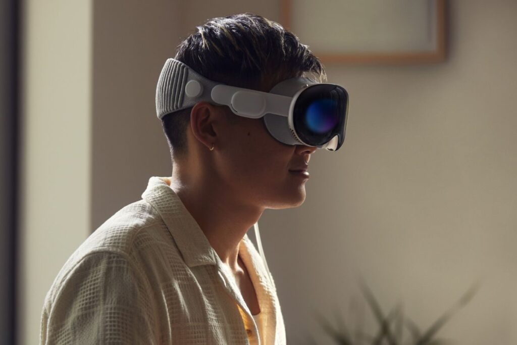 Apple Vision Pro Headset May Not Launch In January 2024: Here's Why