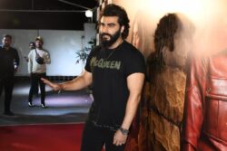 Arjun Kapoor Fan Kisses His Hand As Actor Gets Mobbed During His Recent Outing; Video Goes Viral