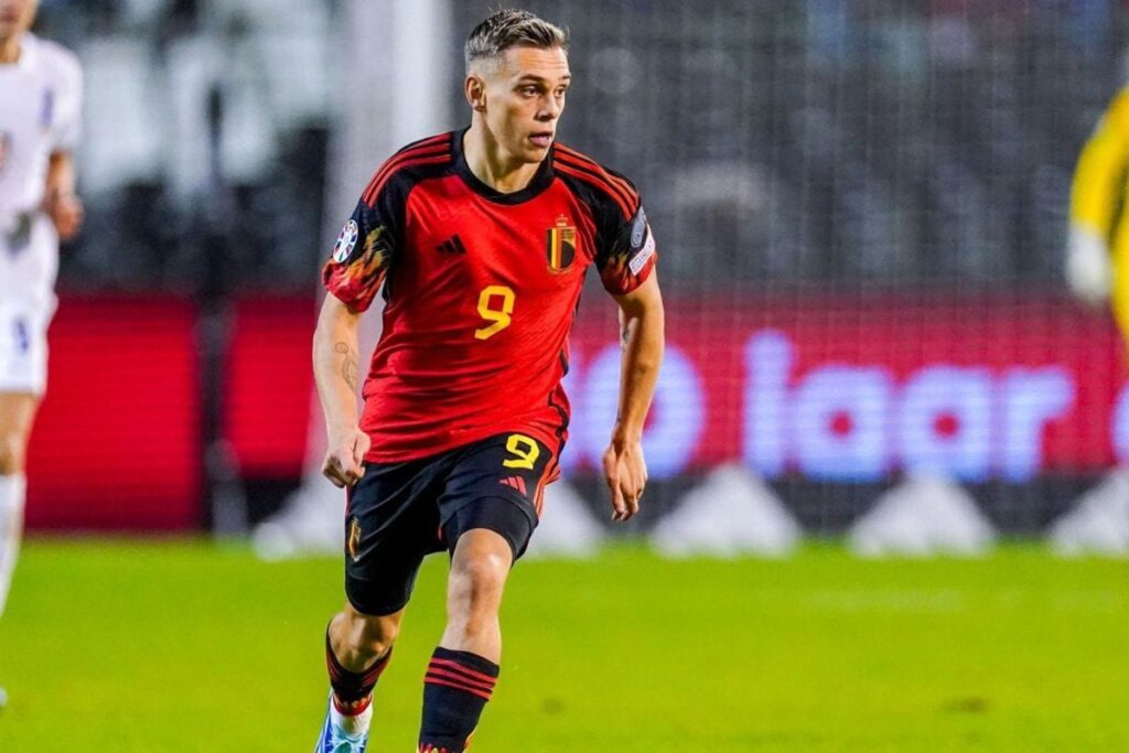 WATCH: Leandro Trossard's 'Extraordinary' Piece of Skill Against Azerbaijan in the Euro 2023 Qualifiers