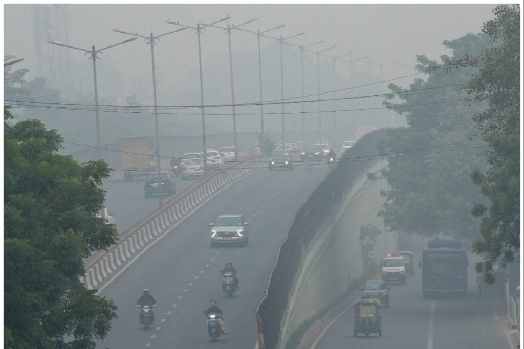 Delhi Allows Diesel Trucks to Enter City, Curbs Under Stage-IV of GRAP Revoked as AQI Improves