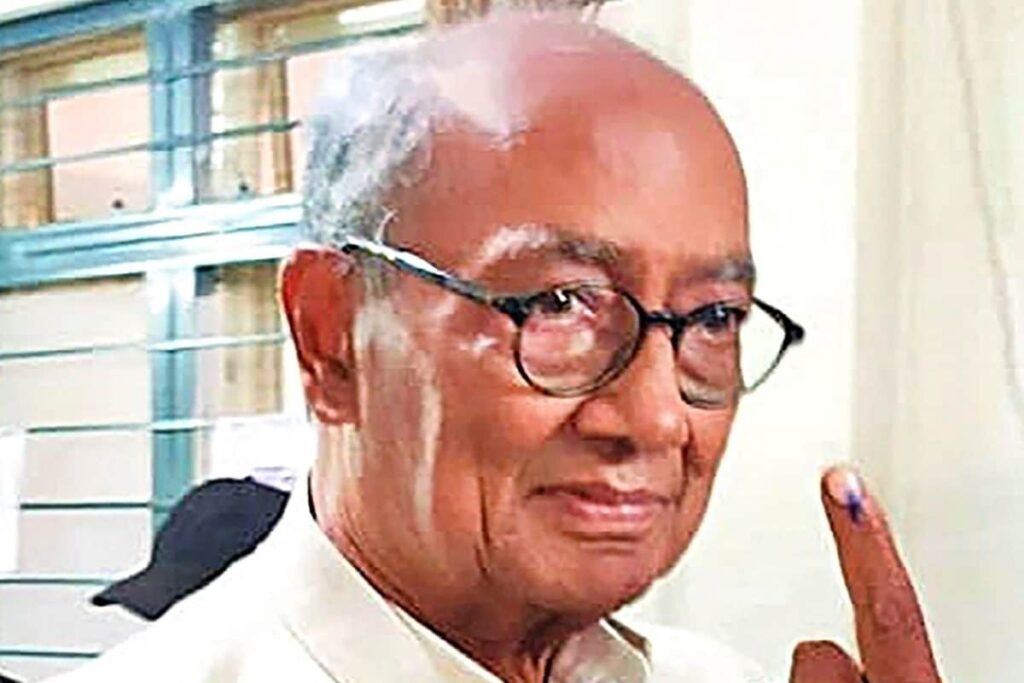 Digvijaya, Cong MLA Booked for Poll Code Violation After Protest Over Party Worker's Death