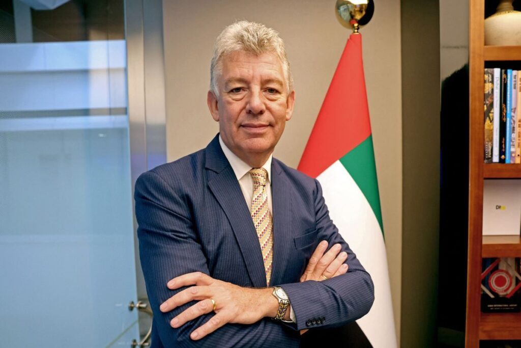 Dubai Plans New Mega-Airport as Mideast Competition Hots Up