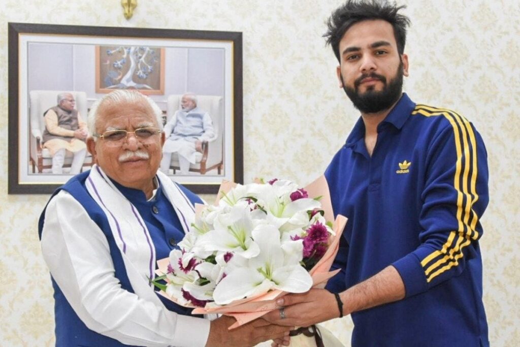 'If Elvish is Found Guilty...': Haryana CM Manohar Lal Khattar on Snake Venom Supply Case